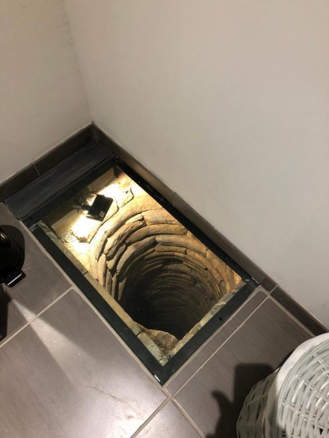 Nouveau : Le Puits De Sarlat Bagian luar foto